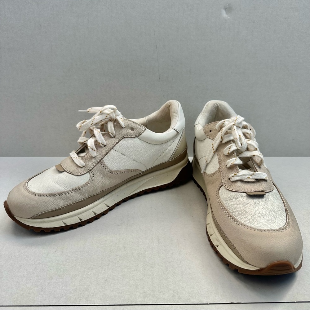 Madewell Kickoff Leather Trainer
Sneakers Women’s Size 8